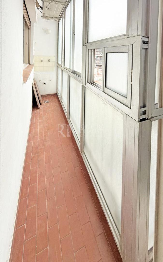 Foto de VENTA | DEP. 2 AMB. | ALMAGRO | BALCÓN CON LAVADERO | COCINA INDEPENDIENTE, imagen 1