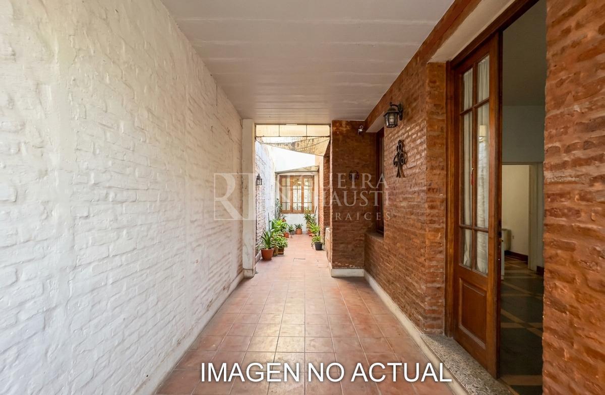 Foto de CASA EN VENTA EN VILLA URQUIZA – 3 DORMITORIOS, JARDÍN, PARRILLA Y, imagen 5