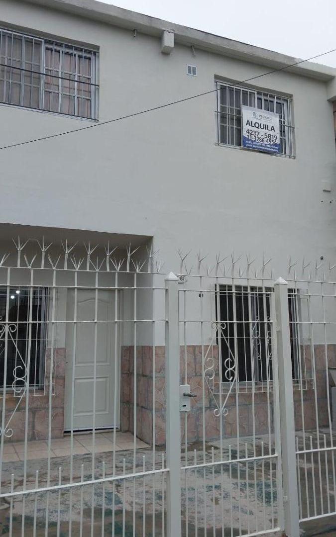 DEPARTAMENTO EN ALQUILER EN FLORENCIO VARELA