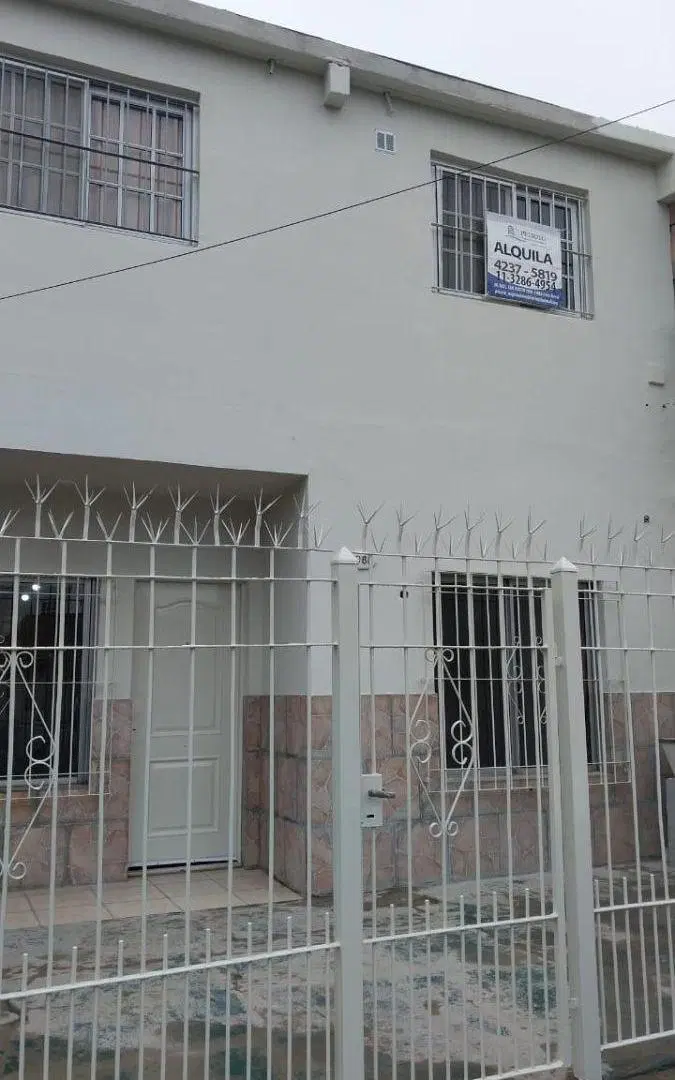 DEPARTAMENTO EN ALQUILER EN FLORENCIO VARELA 1