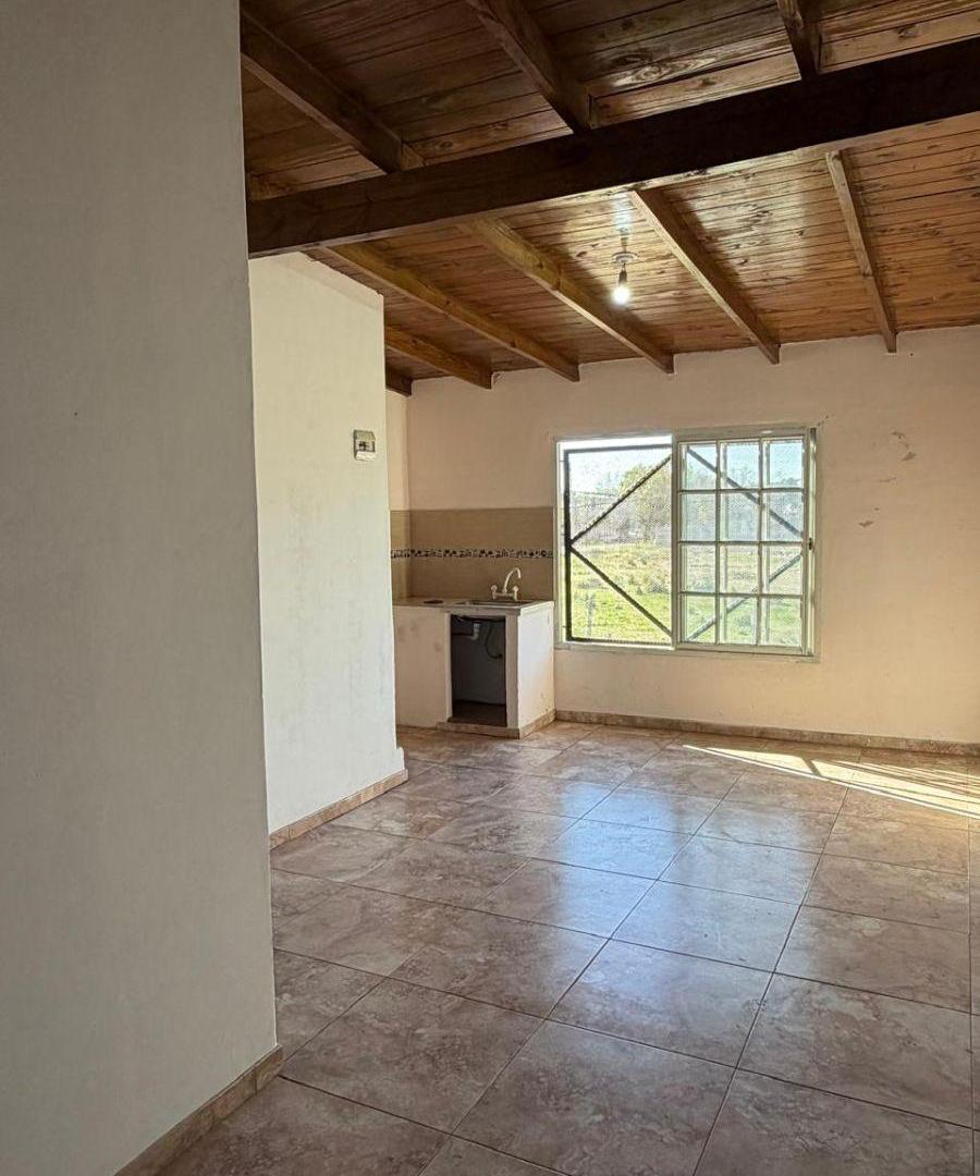 Foto de DEPARTAMENTO EN ALQUILER EN FLORENCIO VARELA, imagen 1