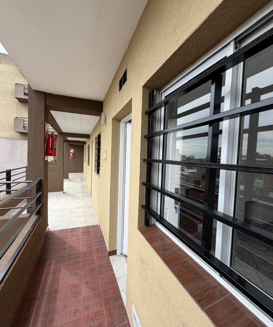Foto de DUPLEX EN ALQUILER EN FLORENCIO VARELA, imagen 1