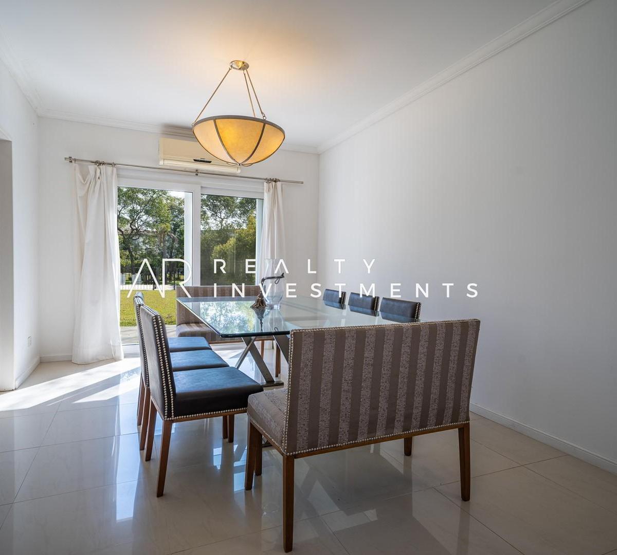 Casa de 3 dormitorios en Venta en Los Castores, Nordelta, Tigre