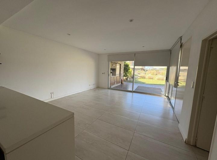Departamento Planta Baja en Alquiler - Las Piedras, Nordelta, Tigre 2