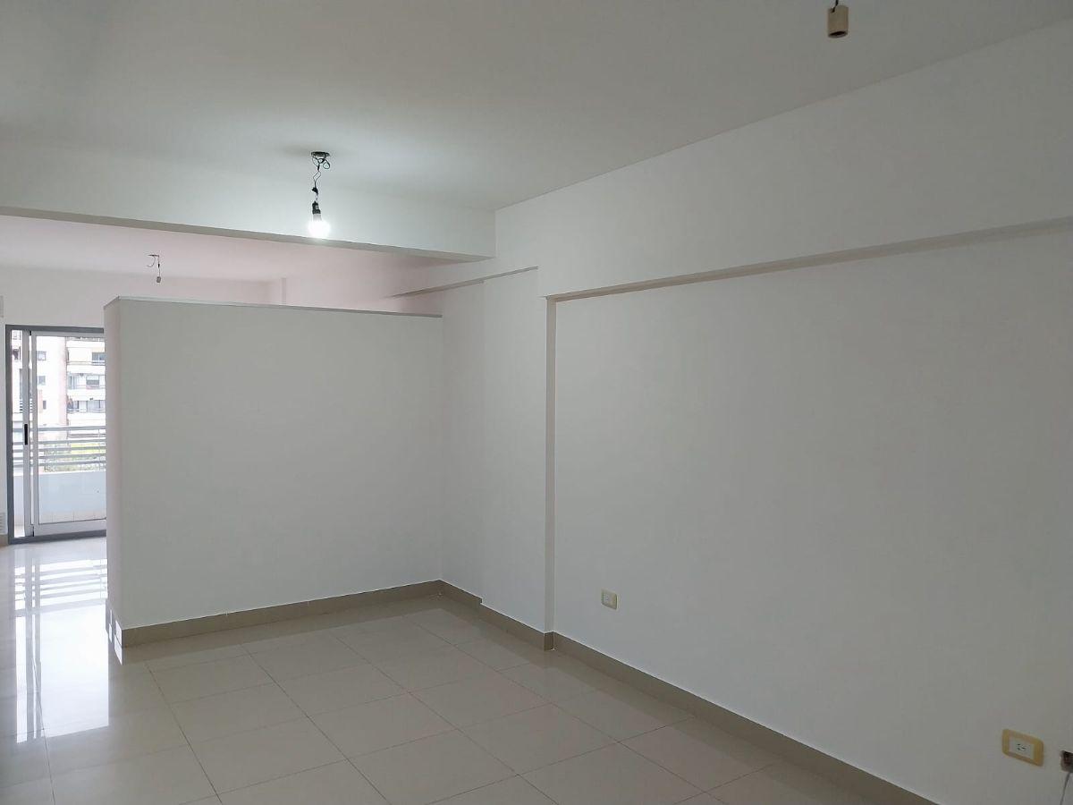 Foto de Venta monoambiente 39m2 cubiertos, divisible, balcón. Entre Hualfin y, imagen 2