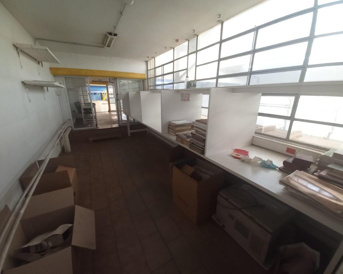 Venta Galpón / Terreno para construcción - Gorriti 300