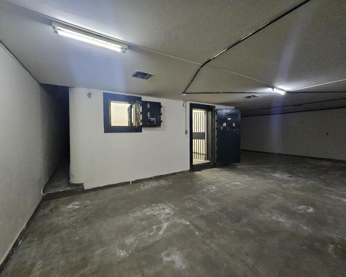 Foto de Alquiler Importante Oficinas con Bóveda, imagen 5