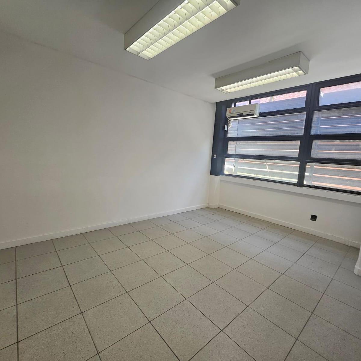 Foto de Alquiler Importante Oficinas con Bóveda, imagen 2