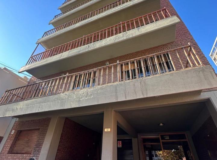 Venta Piso Unico! 4