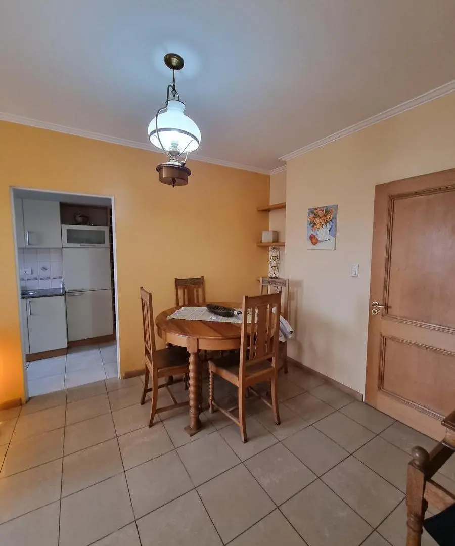 Alquiler Departamento AMOBLADO 2 dormitorios - Cochera - Roca 150 - Neuquén Capital 5