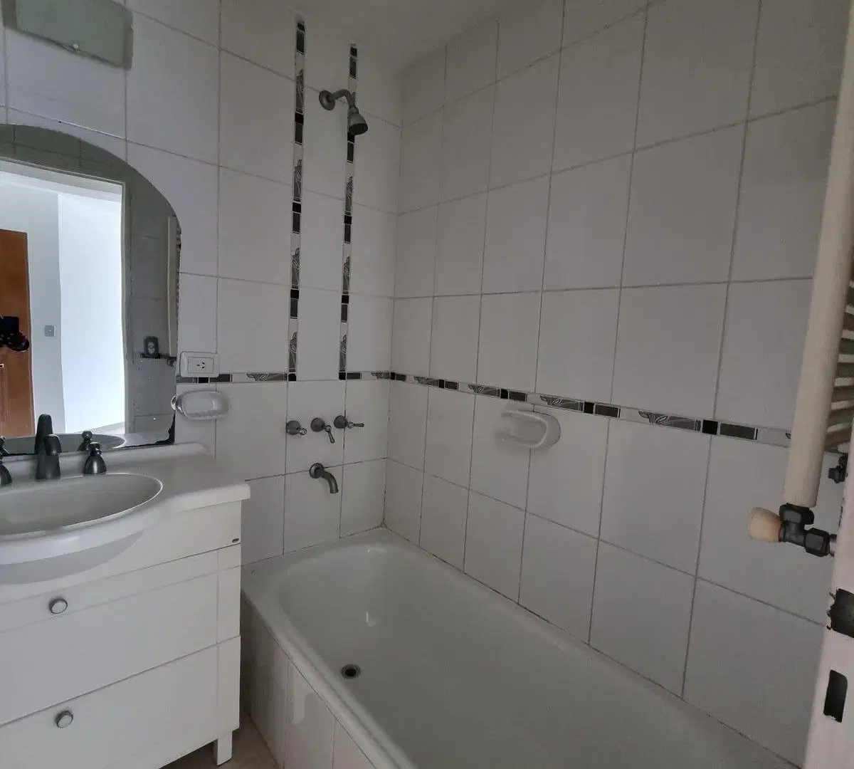 Departamento - Área Centro Este 4