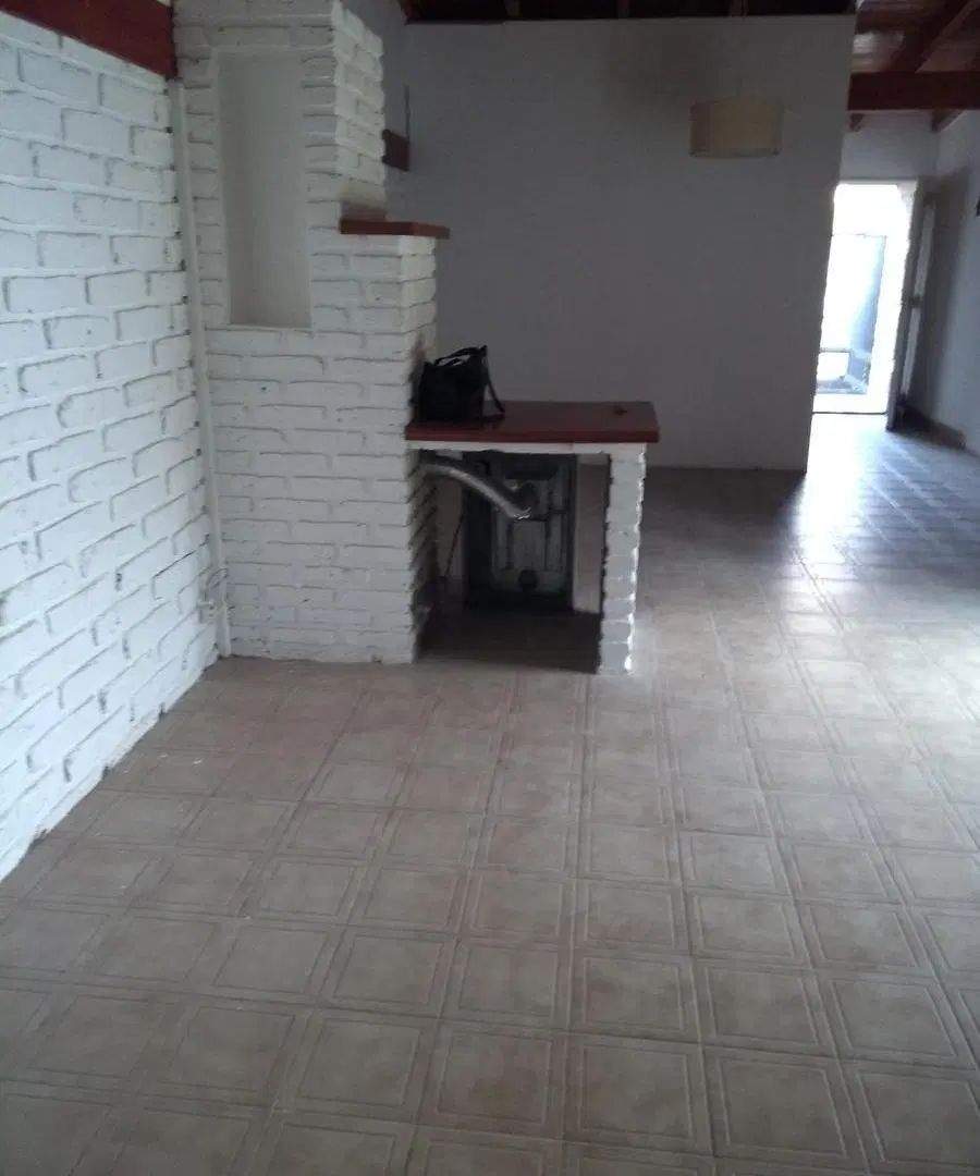 Alquiler  Casa 1 dormitorio amplio - El Nihuil 893 - Neuquén Capital 4