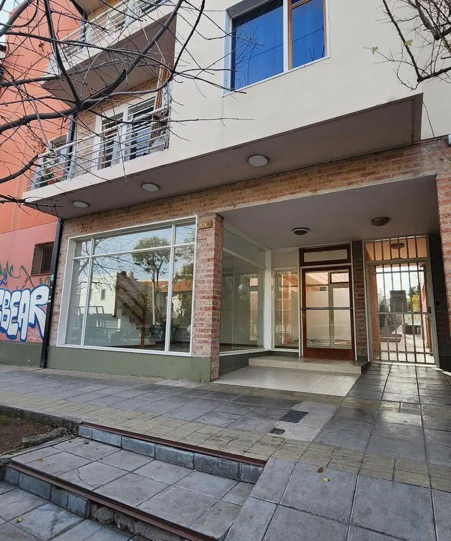 Alquilo Dúplex 2 dormitorios, con cochera - Roca al 1000 Neuquén Capital 3