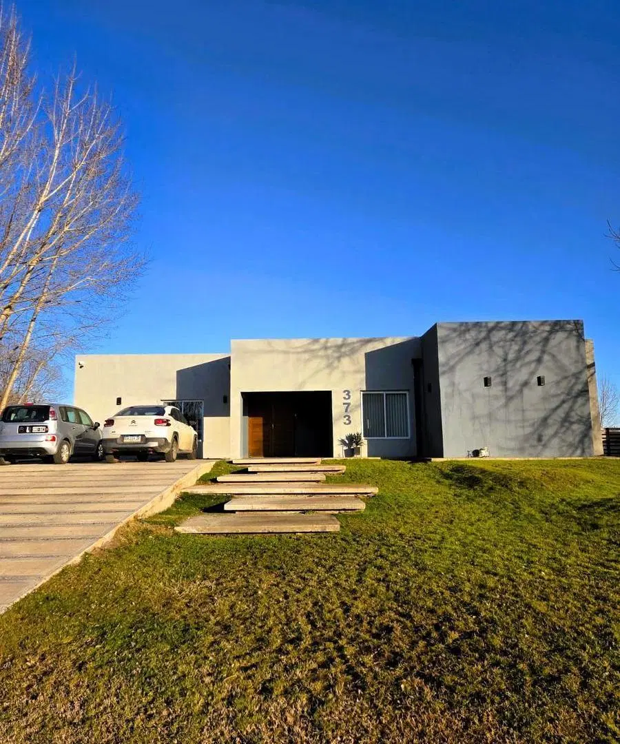 Alquiler Casa 3 domitorios - Los Canales de Plottier Golf Club - Neuquén 2
