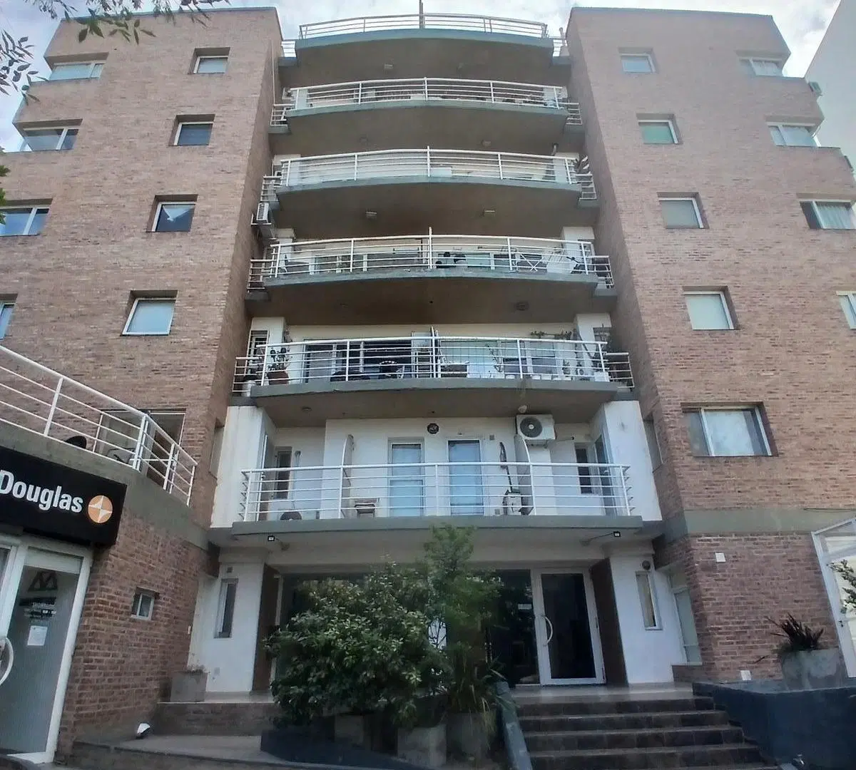 Alquiler Departamento 2 Dormitorios Amoblado - Illia 1012 - Neuquén Capital 4