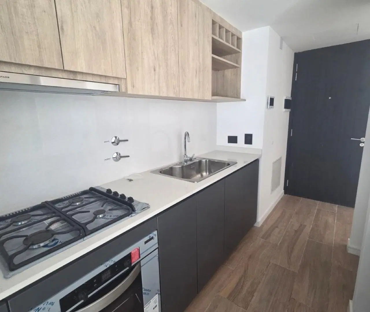 Venta Dpto 1 Dormitorio con balcón y parrilla - Av San Juan 1100 - Edificio Kuref - Neuquén Capital 8