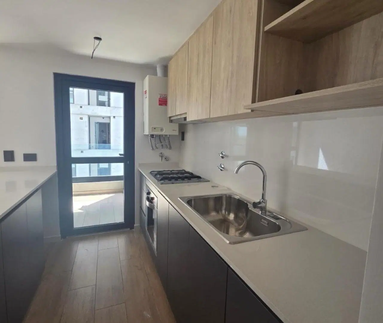 Venta Dpto 1 Dormitorio con balcón y parrilla - Av San Juan 1100 - Edificio Kuref - Neuquén Capital 1