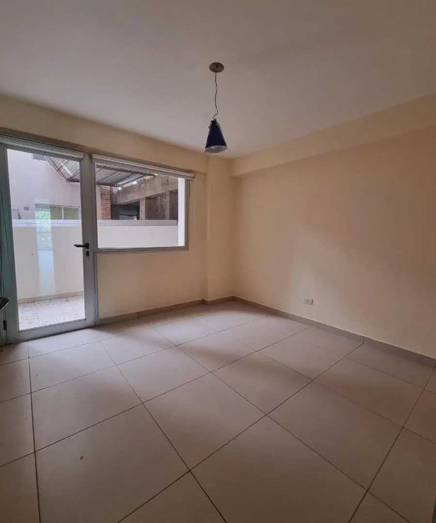 Departamento en Área Centro Este 3
