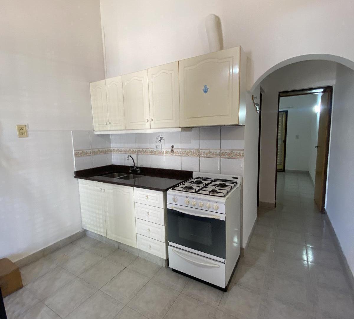 Foto de Alquiler Departamento 1 Dormitorio - Alberti 1762 - Provincias Unidas, imagen 3