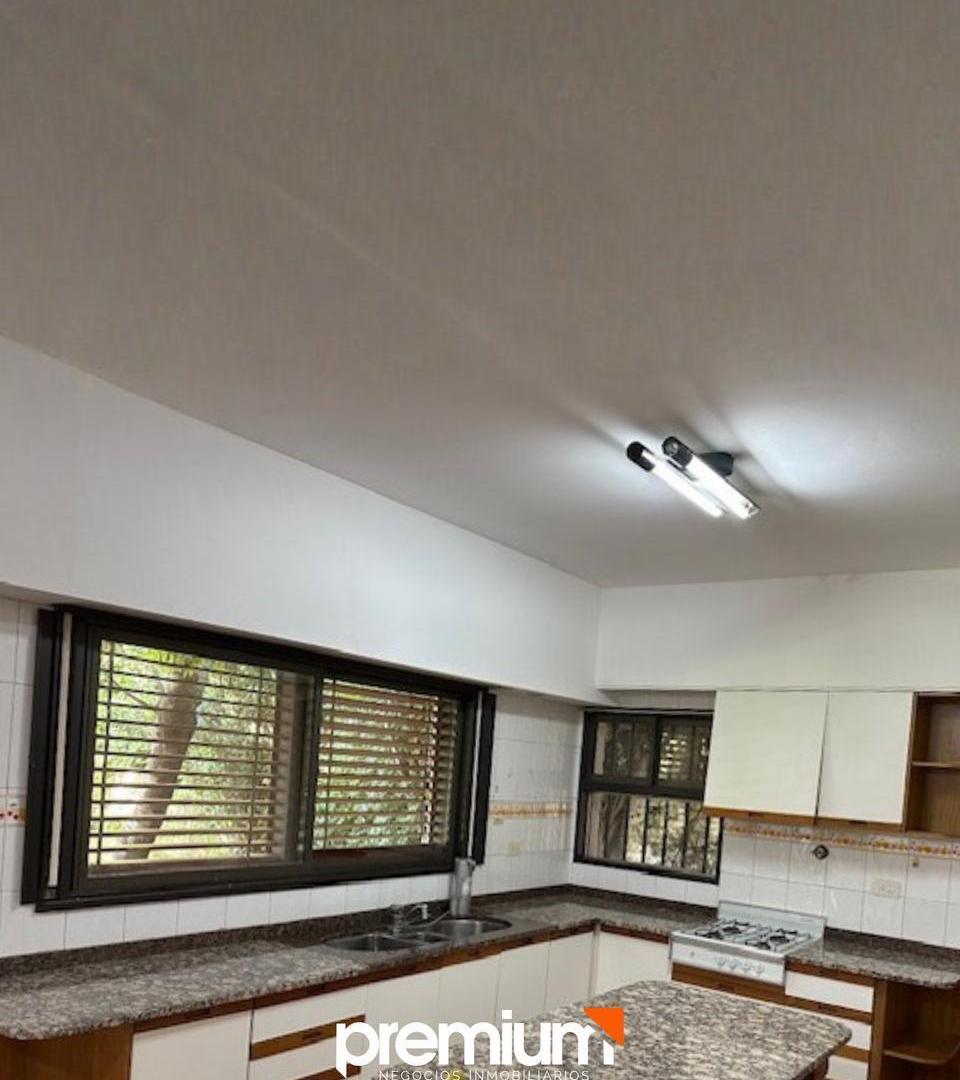 Foto de Venta- Casa 4 Dormitorios Con Quincho- Talero 886 - Neuquen Capital, imagen 5