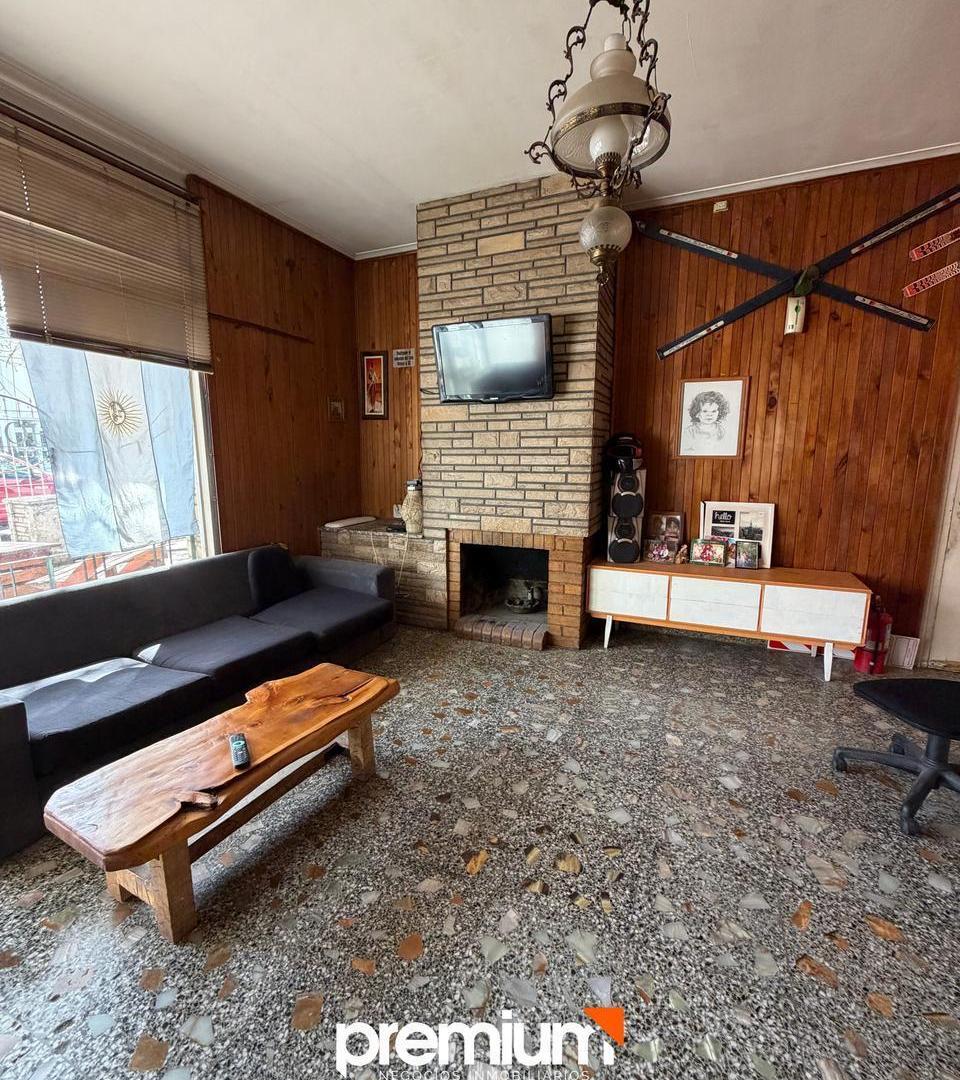 Foto de Venta casa 4 Dormitorios - Ministro A. Alcorta 476 - Área Centro Sur, imagen 2