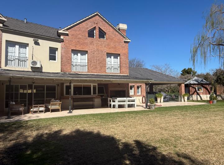Casa en Venta en San Jorge Village. Excelente ubicación y orientación.   4