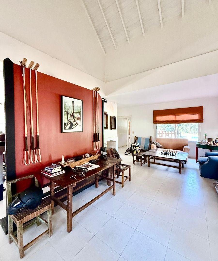 Casa de 500 m² con 4 dormitorios en venta en San Jorge Village