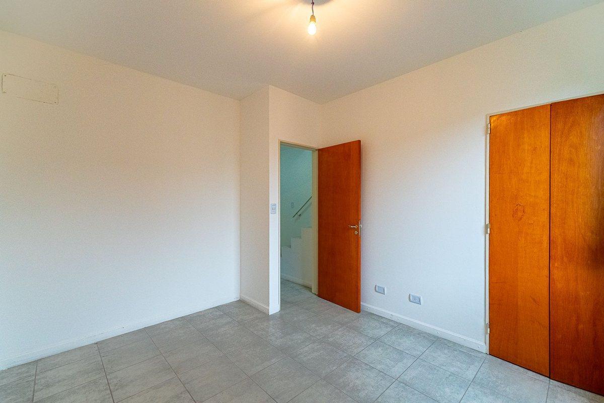Dto. Dúplex a Estrenar en Venta en G. Baigorria 4