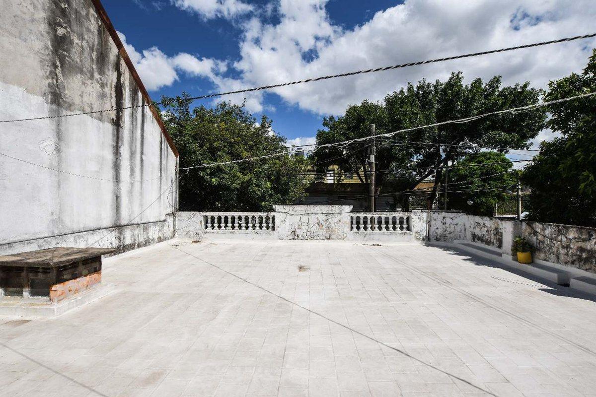 Casa Venta 2 Dorm Cochera Local Barrio Industrial 5