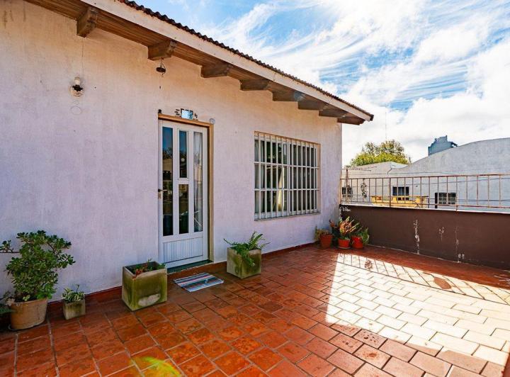 CASA EN VENTA EN GRANADERO  BAIGORRIA CENTRO 5