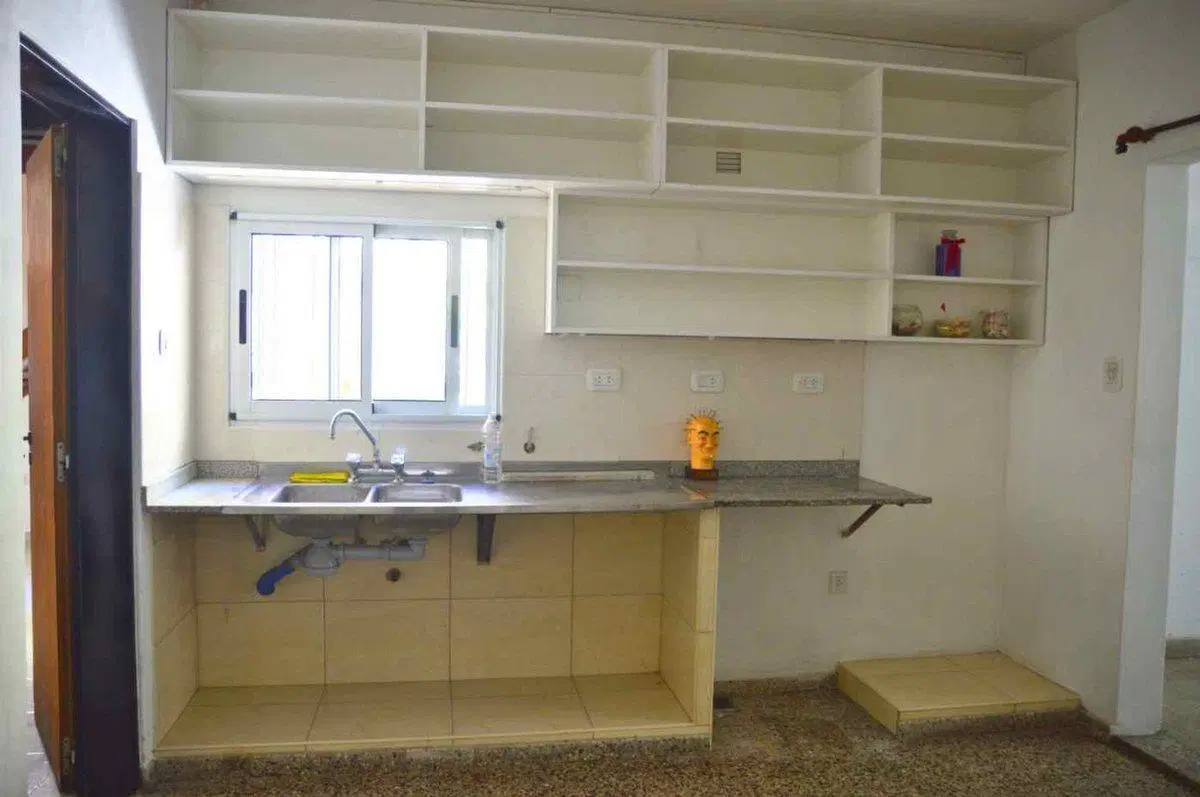 Casa en venta en Echesortu con local comercial 2