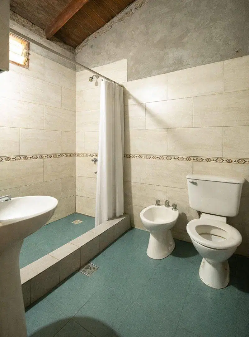 CASA EN VENTA 3 DORMITORIOS FISHERTON 5