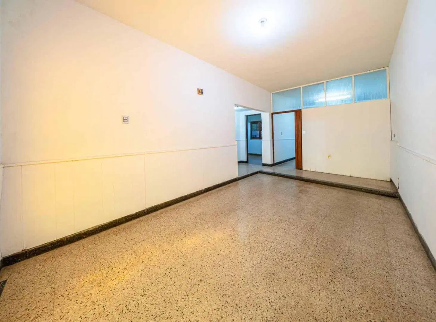 Casa en venta arroyito 2 dormitorios con cochera 4