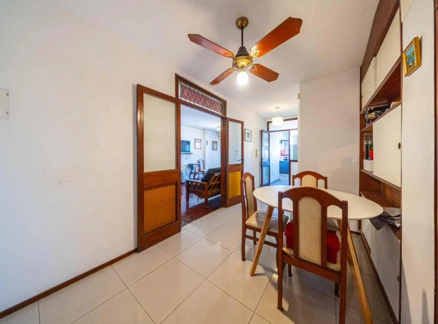 VENTA DEPARTAMENTO 2 DORMITORIOS + COMODIN CENTRO 3