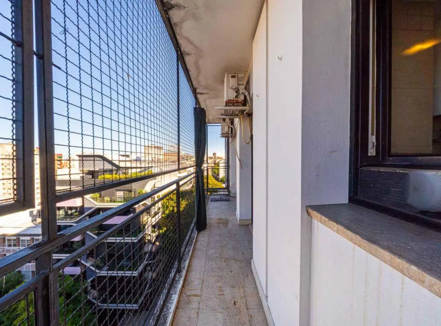 VENTA DEPARTAMENTO 2 DORMITORIOS + COMODIN CENTRO 4