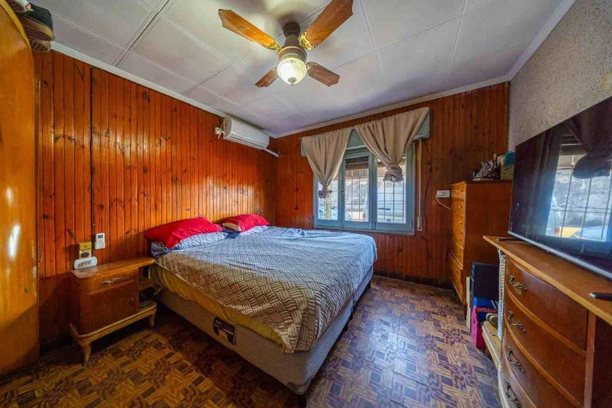 CASA EN VENTA DOS DORMITORIOS 3