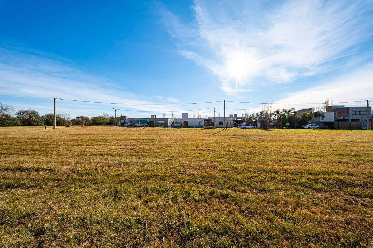 TERRENO EN VENTA BARRIO EL MOLINO ROLDAN 426 M2 2