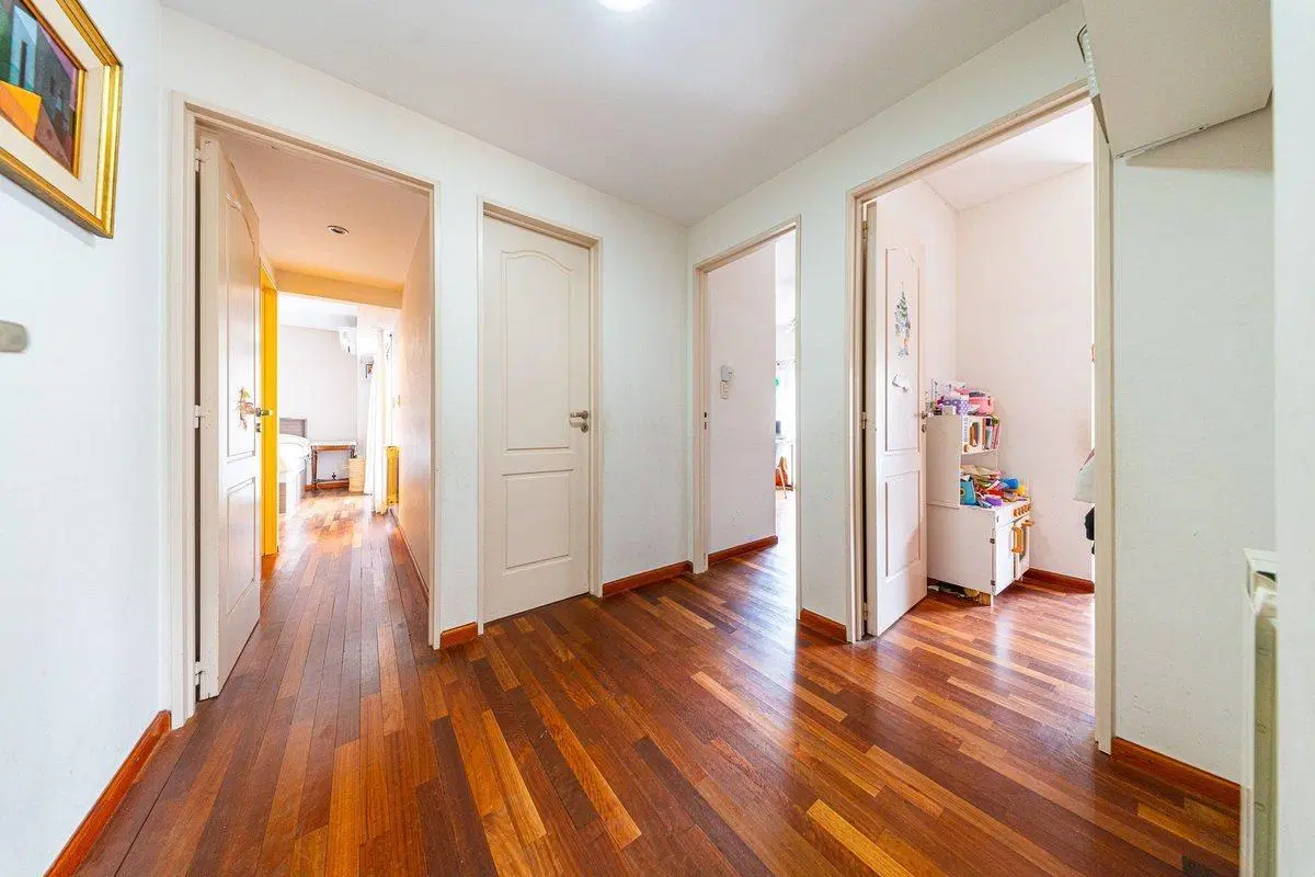 Venta departamento 3 dormitorios y 3 balcones rio 4