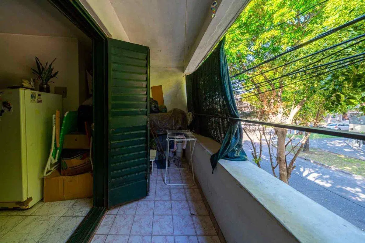 PH EN VENTA PLANTA ALTA UN DORMITORIO CON BALCON 5