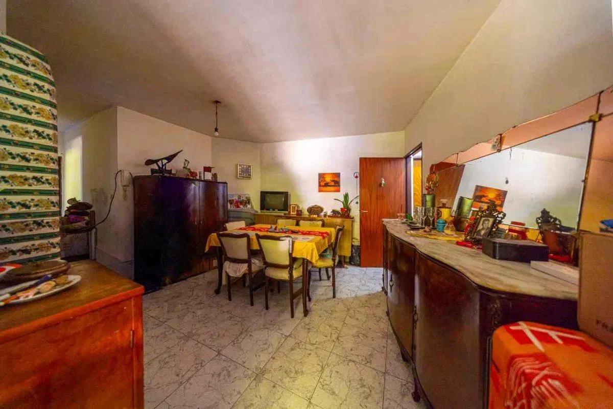 PH EN VENTA PLANTA ALTA UN DORMITORIO CON BALCON 2