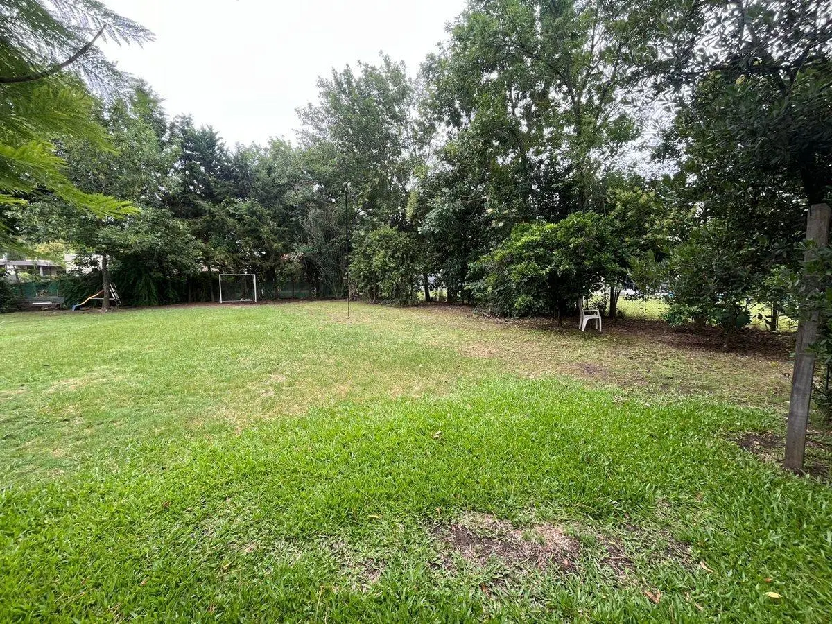 Lote en venta Funes 4