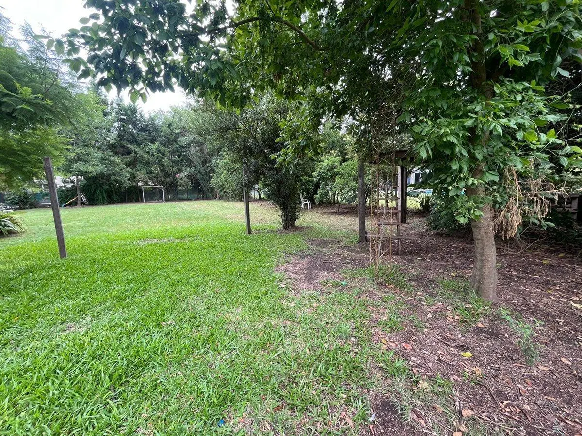 Lote en venta Funes 3