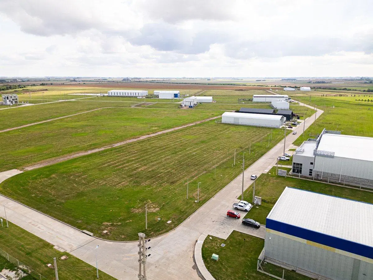 LOTE INDUSTRIAL EN VENTA PARQUE IND SAN LORENZO 2