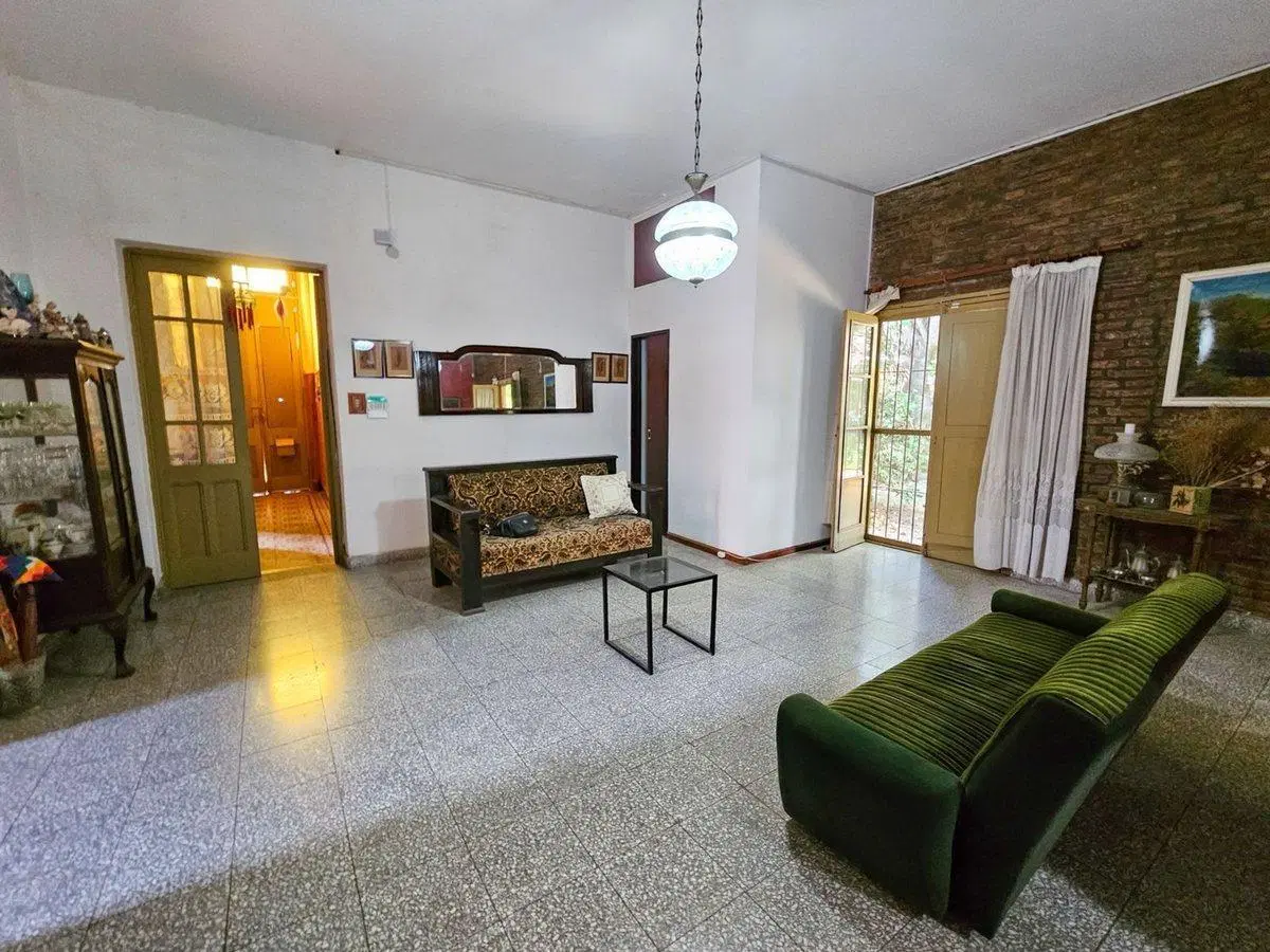 CASA EN VENTA EN VILLA CONSTITUCIÓN JARDIN 4 DORMI 4