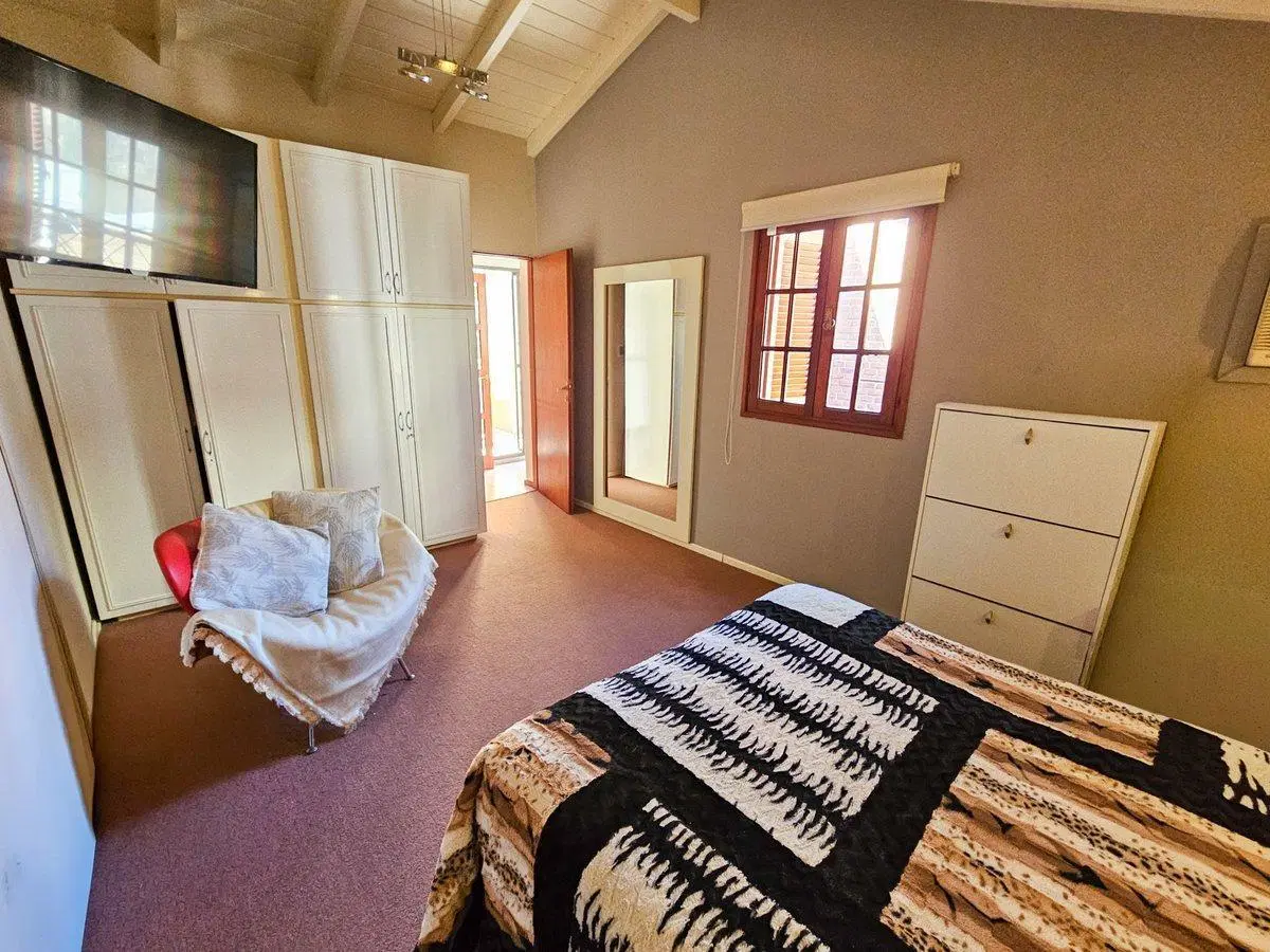 CASA EN VENTA EN VILLA CONSTITUCIÓN APTA CRÉDITO 5