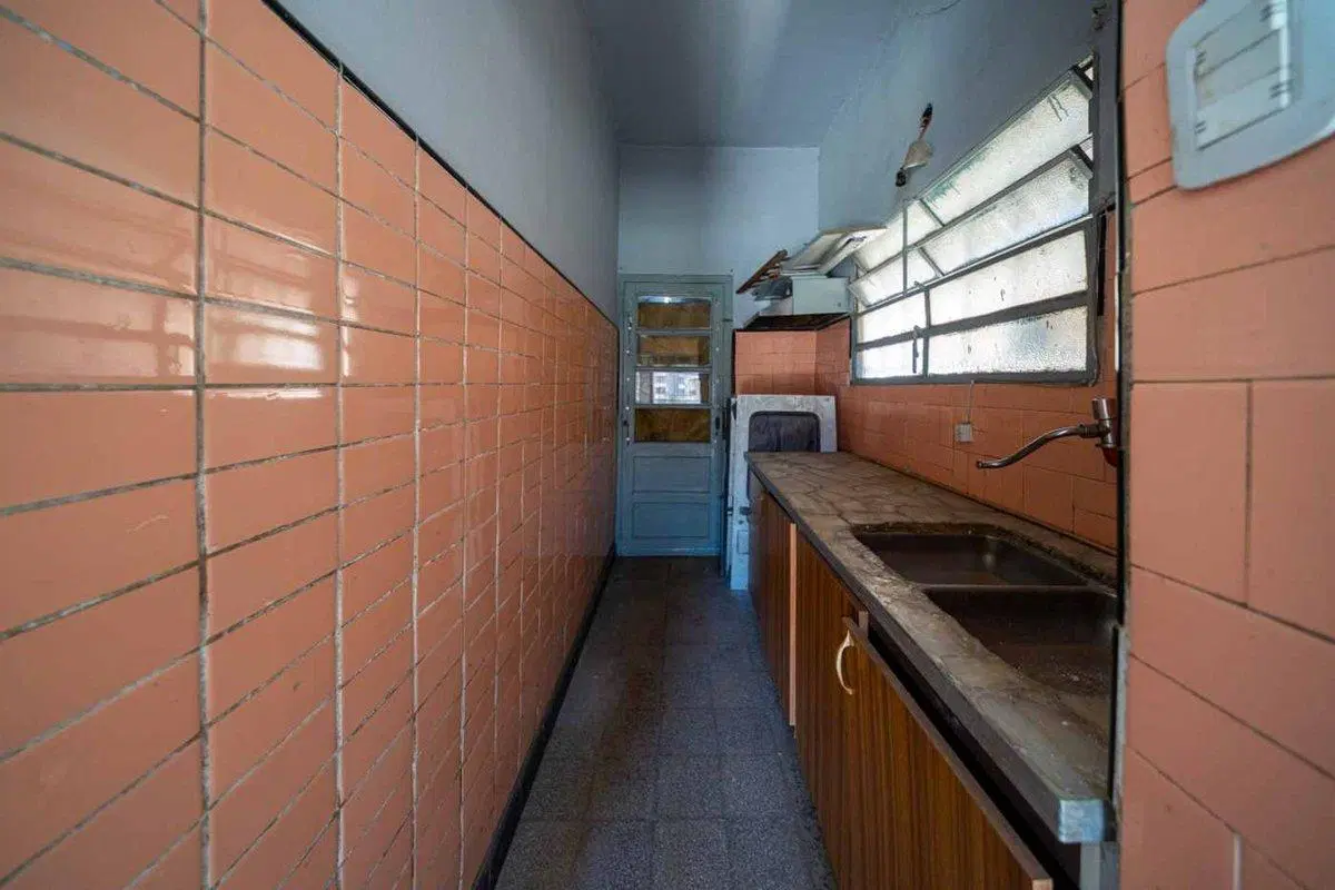 CASA EN VENTA A RECICLAR 2 DOMIRTORIOS CON PATIO 5