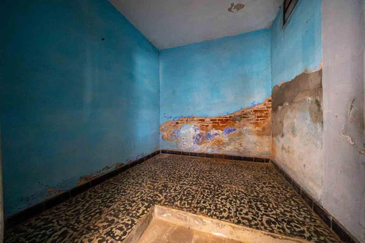 CASA EN VENTA A RECICLAR 2 DOMIRTORIOS CON PATIO 2
