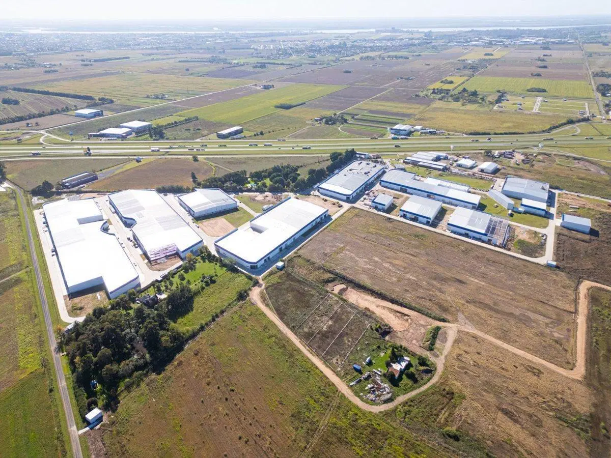 Venta Galpón 867m2 en Parque Micro Industrial 4