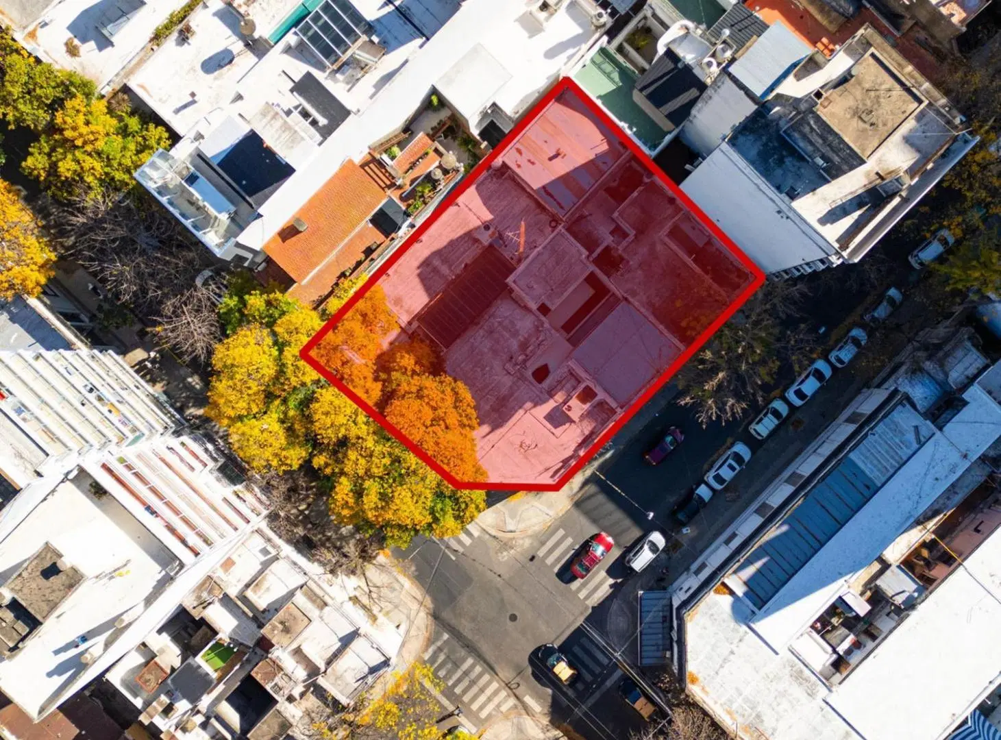 TERRENO EN VENTA EN BARRIO MARTIN ESQUINA 5
