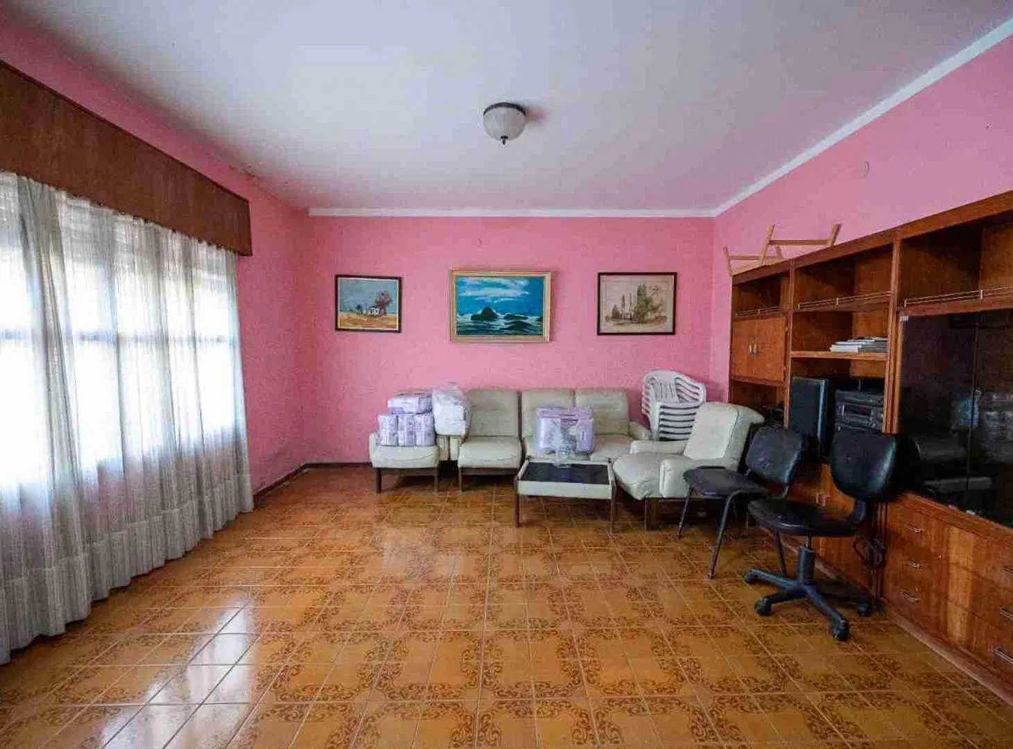Venta Casa 3 Dormitorios + local comercial 4